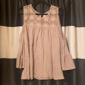 Plus Size Cold Shoulder Lace Top